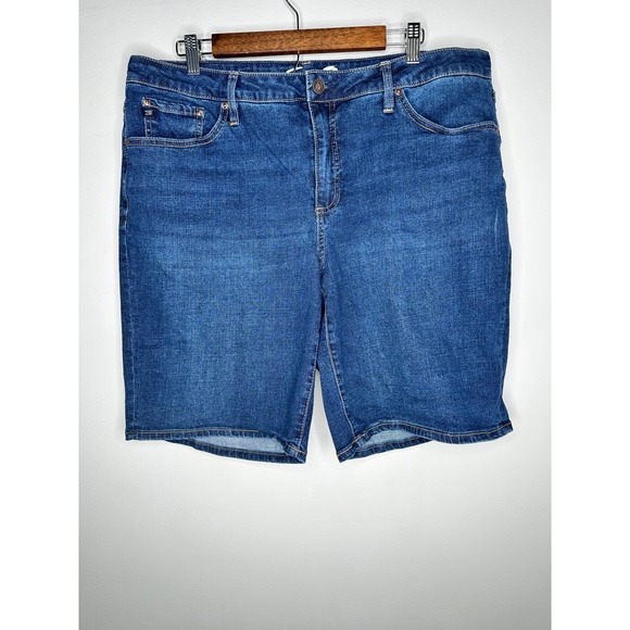 Seven7 Pants - Seven7 Womens Size 16 Denim Bermuda Shorts Medium Wash Blue Stretch Knee Length